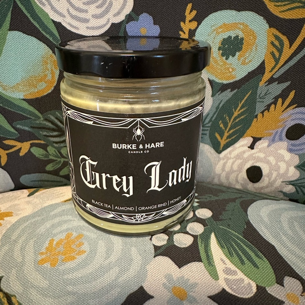 Burke & Hare Co • Grey Lady Candle